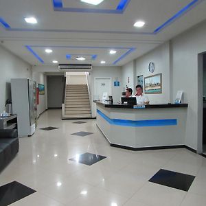 Tapajos Center Hotel